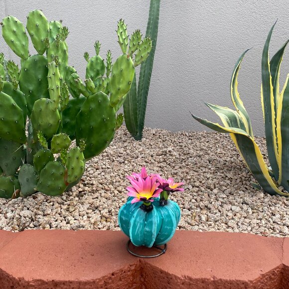 Handpainted Metal Mini Bisnaga Cactus Yard Art Garden Decor - Picture 9 of 14